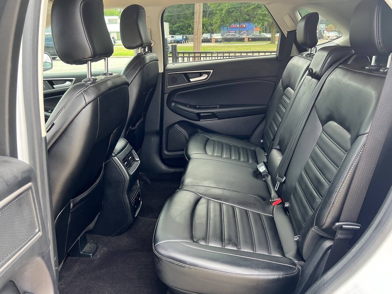 Used 2020 Ford Edge SEL w/ Convenience Package AWD/4WD image 13