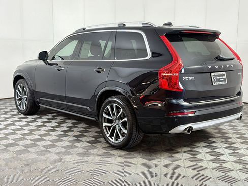 Used 2019 Volvo XC90 T5 Momentum w/ Protection Package Premier AWD/4WD image 3