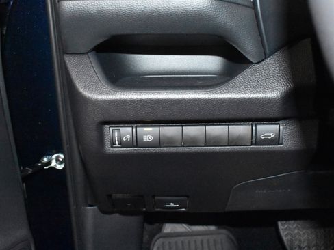 Used 2025 Toyota RAV4 XLE Premium FWD image 14
