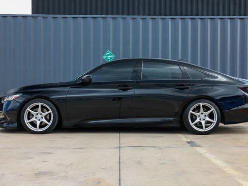 Used 2019 Honda Accord Sport image 8