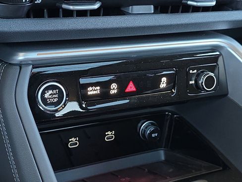 New 2025 Audi Q5 Premium Plus image 20