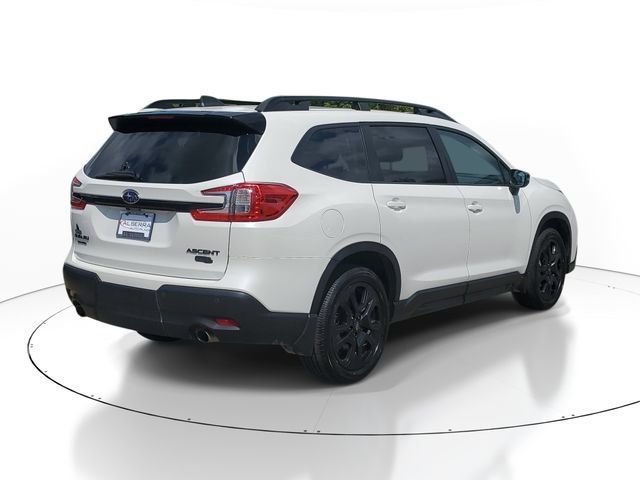 Used 2023 Subaru Ascent Onyx Edition AWD/4WD image 4
