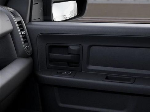 New 2026 RAM 2500 Tradesman AWD/4WD image 25