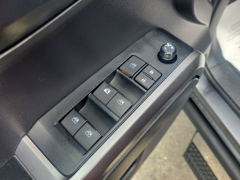 Used 2022 Toyota Tacoma SR5 image 13