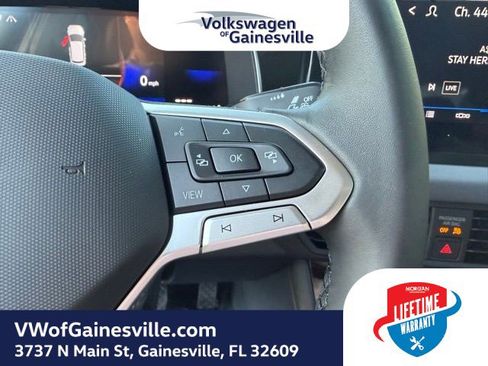 Used 2025 Volkswagen Jetta SE image 22