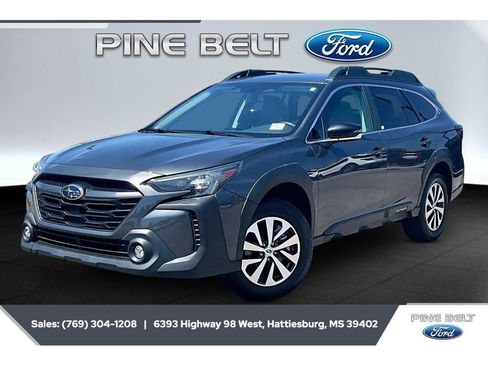 Used 2023 Subaru Outback Premium AWD/4WD image 10
