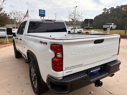 Certified 2024 Chevrolet Silverado 2500 Custom w/ Custom Convenience Package image 8