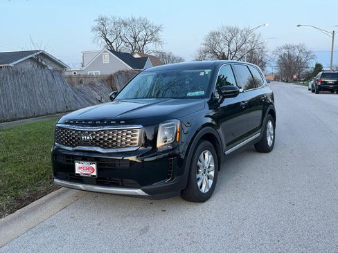 Used 2020 Kia Telluride LX AWD/4WD image 1