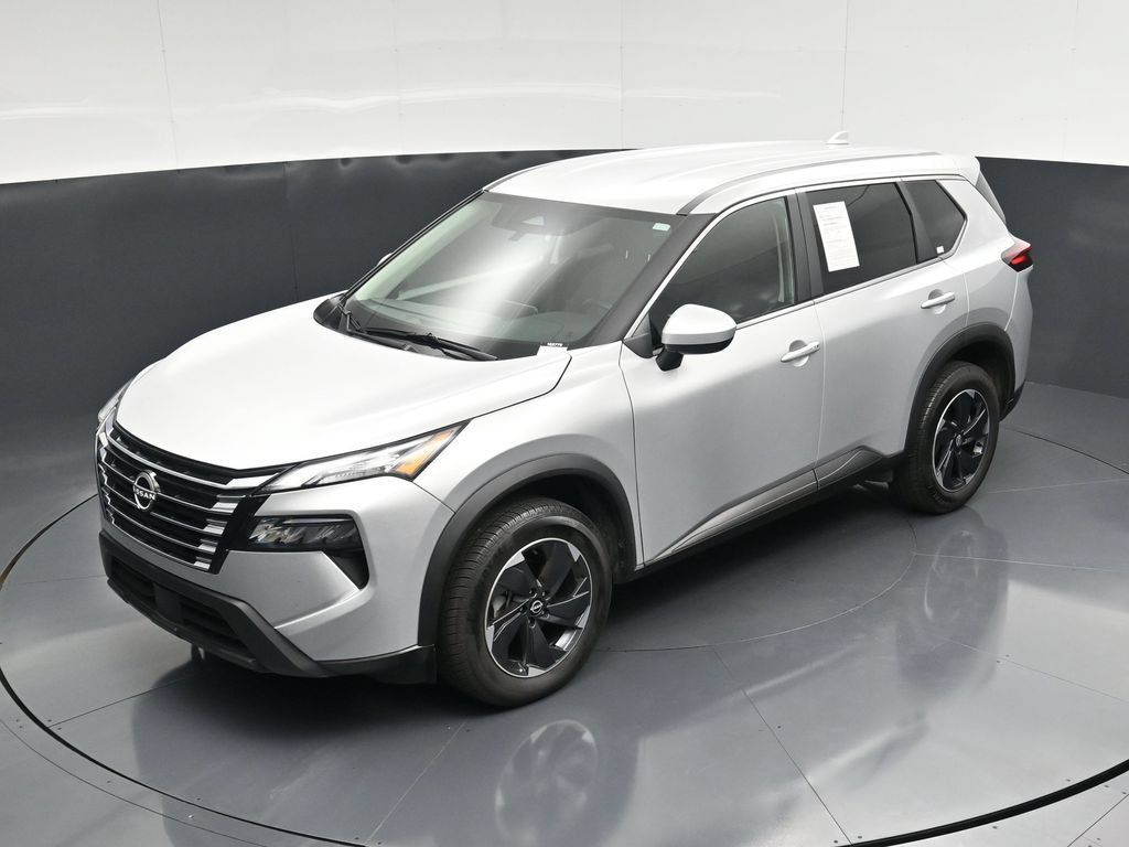 Used 2025 Nissan Rogue SV AWD/4WD image 46