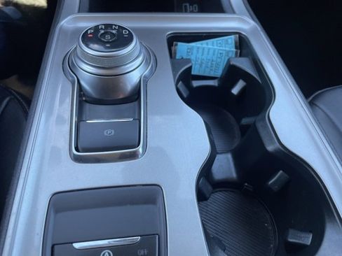 Used 2024 Ford Edge SEL image 29