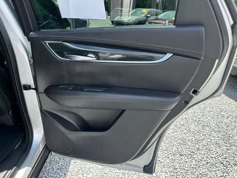 Used 2020 Cadillac XT5 Premium Luxury FWD image 16