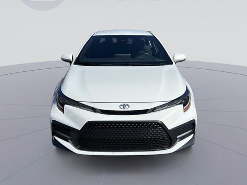 Used 2021 Toyota Corolla SE FWD image 11