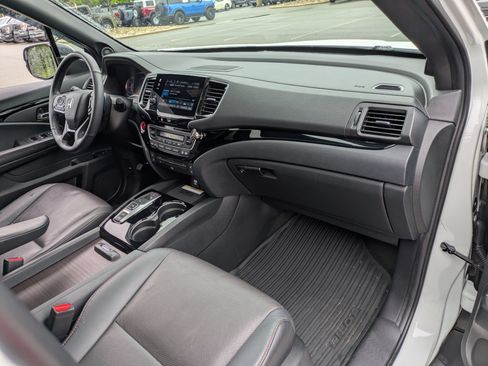 Used 2022 Honda Pilot Black Edition image 41