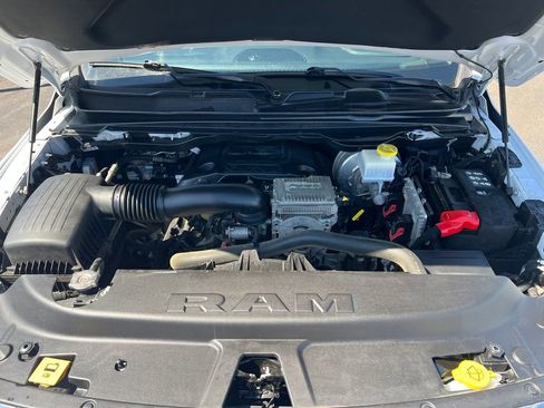Used 2021 RAM 1500 Laramie AWD/4WD image 43