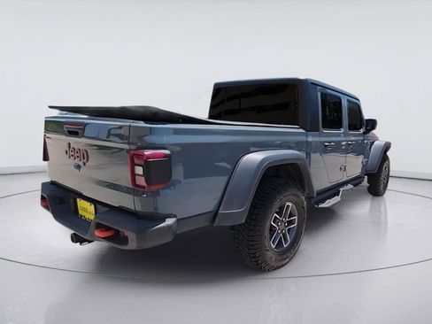 Used 2024 Jeep Gladiator Mojave w/ Safety Group AWD/4WD image 8