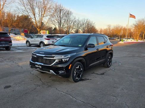 New 2026 Kia Seltos EX AWD/4WD image 3