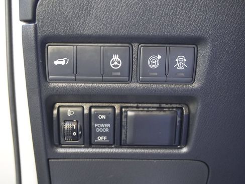 Used 2019 Nissan Armada Platinum AWD/4WD image 20