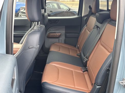 Used 2023 Ford Maverick Lariat w/ Lariat Luxury Package image 13