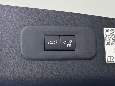 New 2026 Toyota Crown Signia image 12