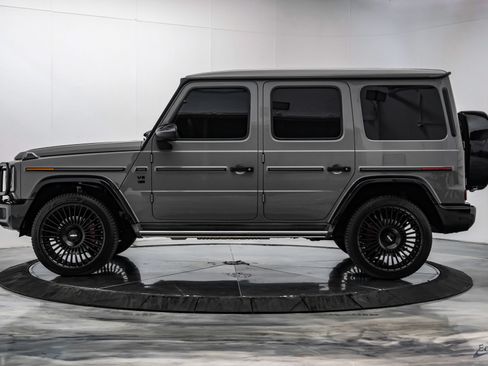 Used 2021 Mercedes-Benz G 550 image 7