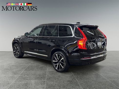 Certified 2025 Volvo XC90 B5 Plus w/ Protection Package Premier image 5