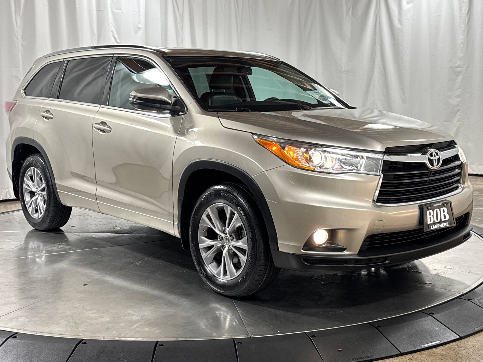 Used 2015 Toyota Highlander XLE AWD/4WD image 7
