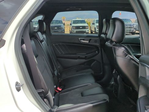 Used 2022 Ford Edge ST w/ Equipment Group 401A AWD/4WD image 33