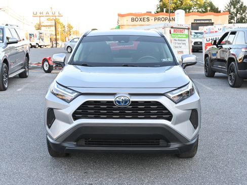 Used 2023 Toyota RAV4 XLE w/ XLE Grade Weather Package image 5