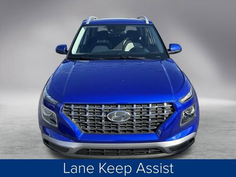 Used 2024 Hyundai Venue SEL image 13