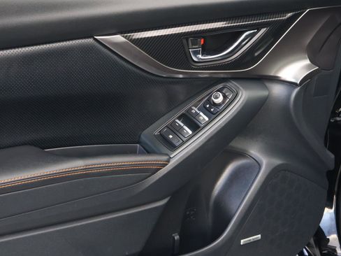 Used 2018 Subaru Crosstrek 2.0i Limited image 15