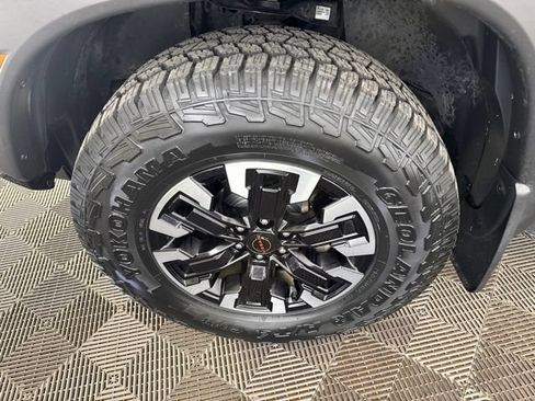 Used 2024 Nissan Frontier PRO-4X w/ Pro Convenience Package AWD/4WD image 26
