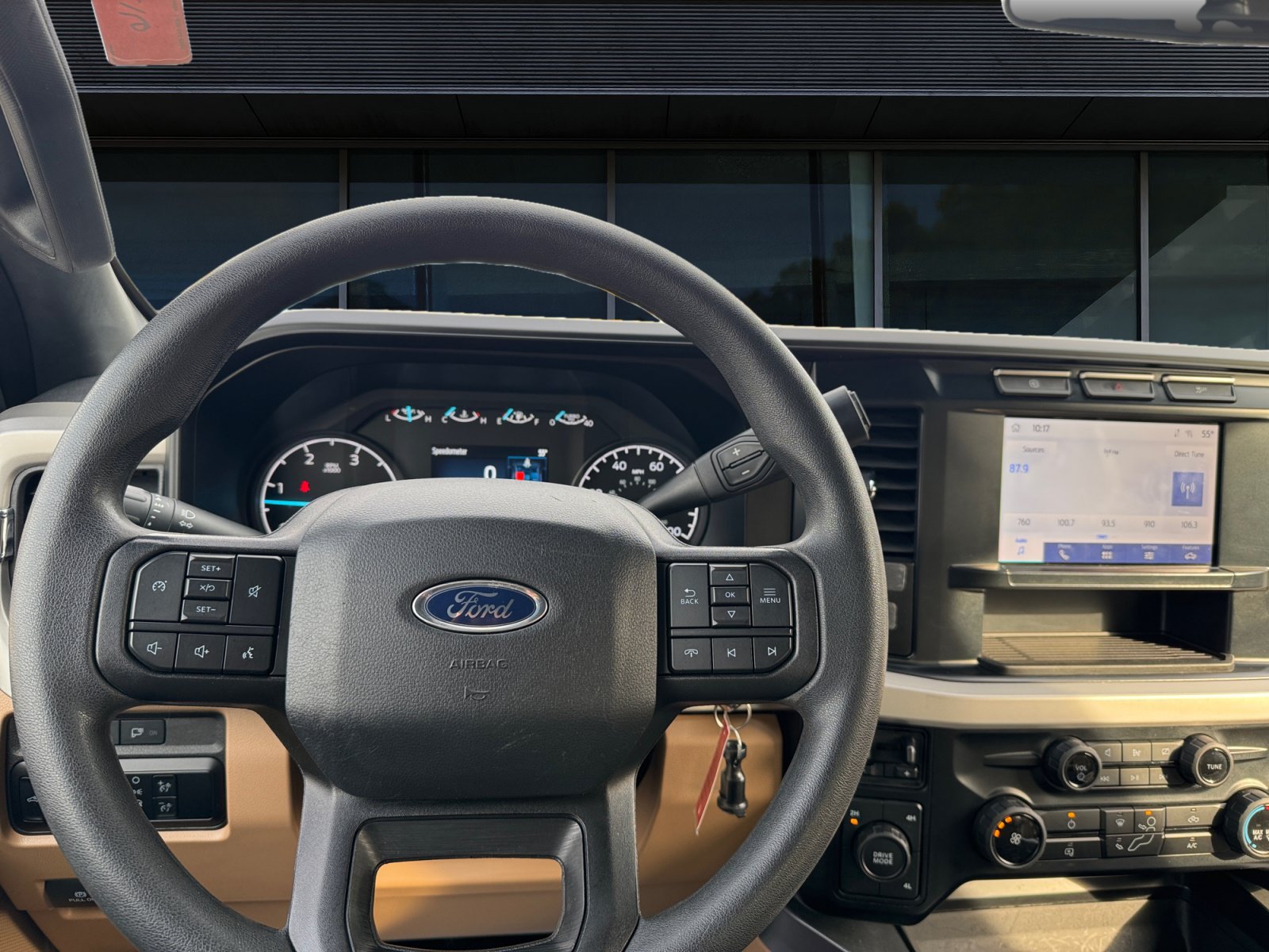 Used 2024 Ford F350 XLT w/ Camper Package AWD/4WD image 3