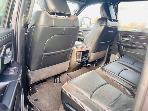 Used 2025 RAM 2500 Laramie image 34