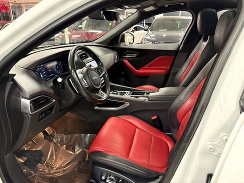 Used 2019 Jaguar F-PACE R-Sport image 10