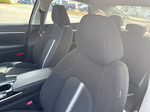 Used 2023 Hyundai Sonata SEL image 12