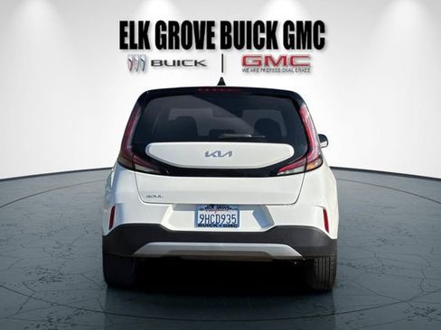 Used 2023 Kia Soul LX w/ Option Group 015 image 5