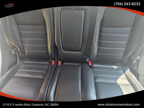 Used 2017 Ford Escape Titanium FWD image 17
