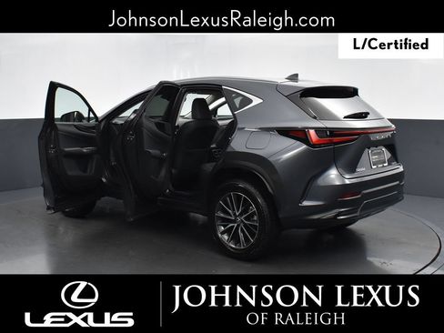 Used 2025 Lexus NX 250 FWD w/ Towing Package (2000 Lbs) image 29