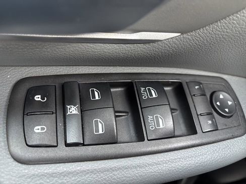 Used 2022 RAM 1500 Big Horn image 23