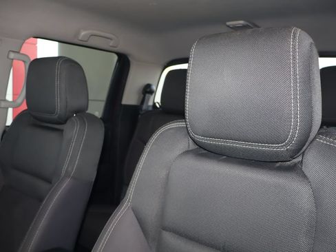 Used 2022 Nissan Frontier SV RWD image 14