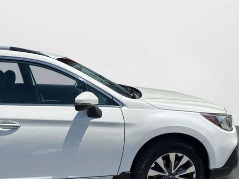Used 2019 Subaru Outback 2.5i Touring w/ Popular Package #3A AWD/4WD image 30