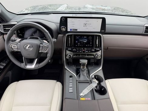 New 2026 Lexus LX 600 4WD w/ Luxury Package image 12
