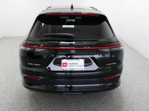 Certified 2025 Toyota Crown Signia w/ Advanced Technology Package AWD/4WD image 8