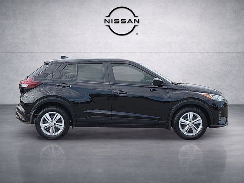 Used 2025 Nissan Kicks Play S FWD image 21
