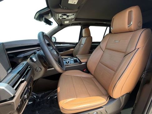 Used 2025 Cadillac Escalade Premium Luxury w/ Touring Package RWD image 10