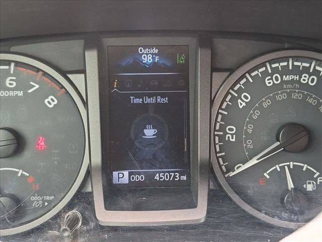 Used 2018 Toyota Tacoma TRD Off-Road AWD/4WD image 9