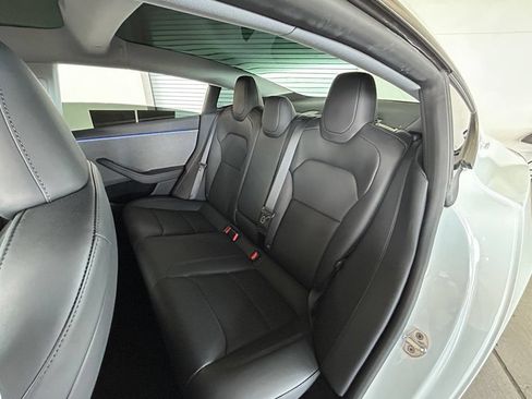 Used 2025 Tesla Model 3 Long Range RWD image 19