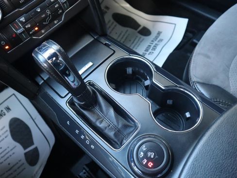 Used 2017 Ford Explorer XLT w/ Equipment Group 202A image 87