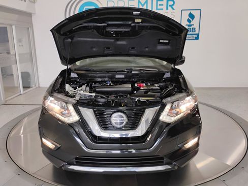 Used 2019 Nissan Rogue SV image 74