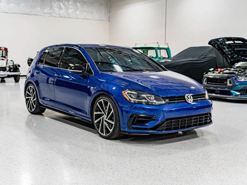 Used 2019 Volkswagen Golf R 4-Door AWD/4WD image 7